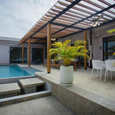 Gold Chariot Pool Villa, Phuket - Sha Plus Certified Bangtau-part Szoba fotó